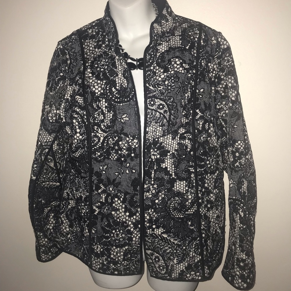 Reversible blazer. Probably size 10.
